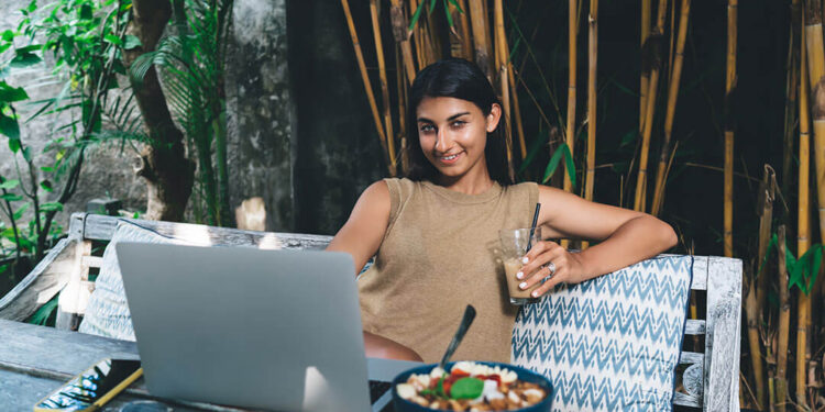 How To Find Remote Jobs that Allow You to Work from Anywhere